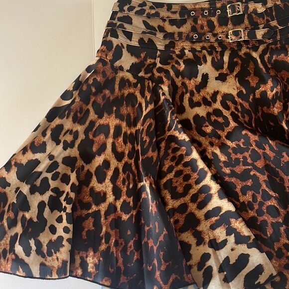 WE11DONE High Waisted Leopard Print Mini Skirt - Picture 8 of 12
